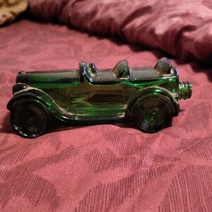 Avon Emerald Glass Car Figurine